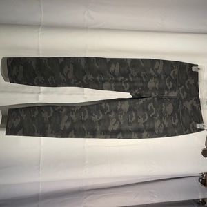 fabletics camo powerhold leggings